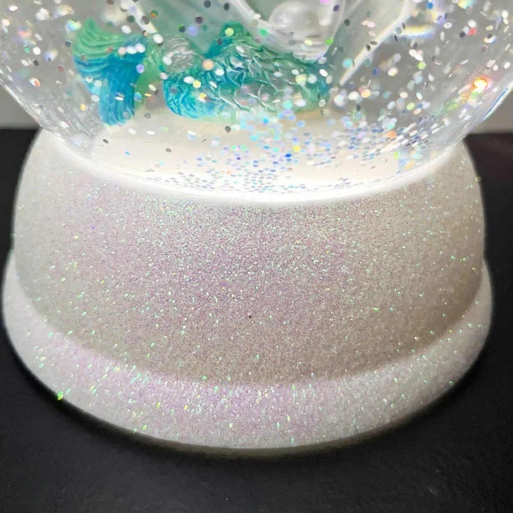 Bath‎ & Body Works Mermaid Water Globe 3-Wick Candle Holder - Picture 3 of 8